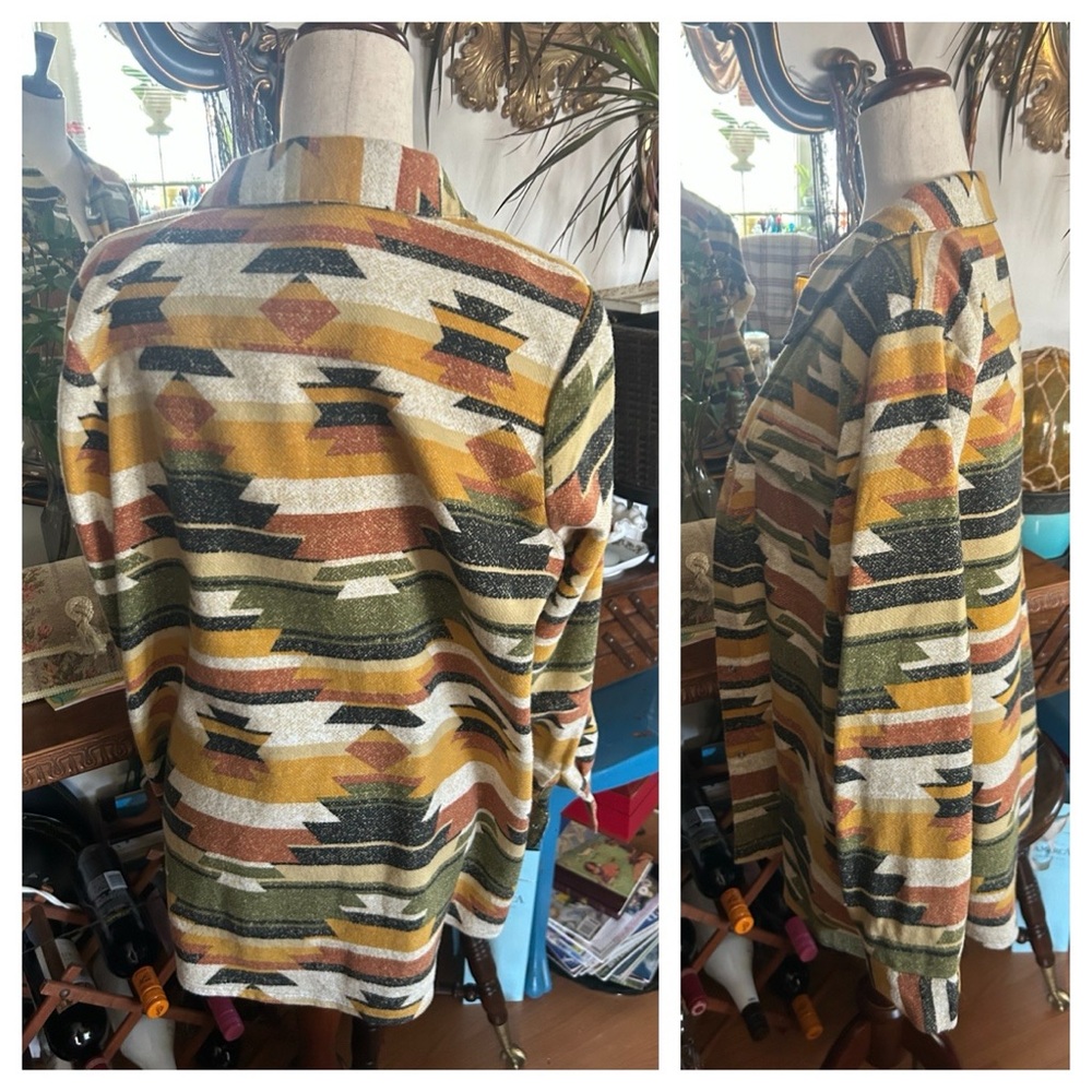 Camouflage Aztec Shacket - Picture 3 of 16